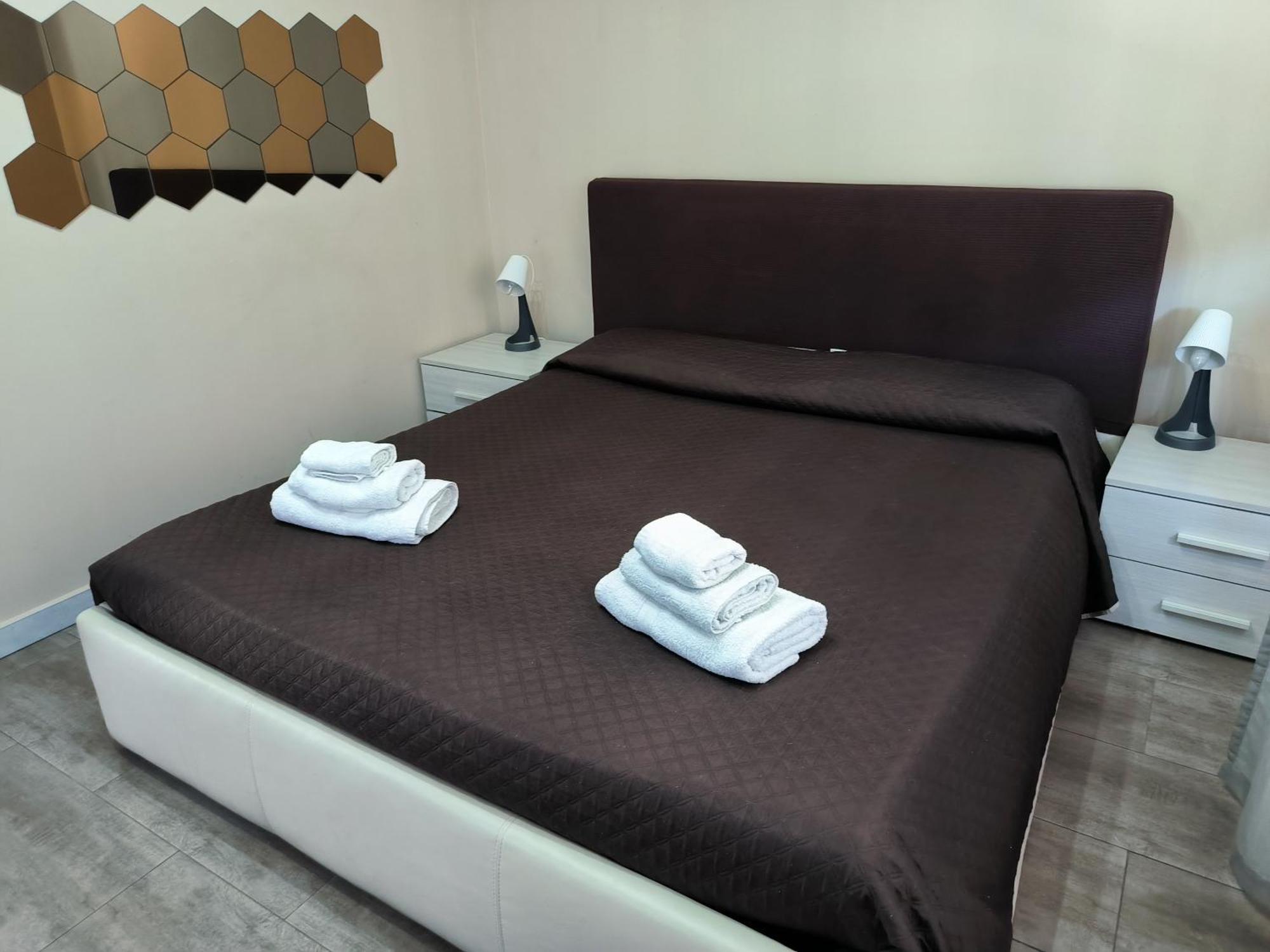 Prestige B&B Catania Bagian luar foto