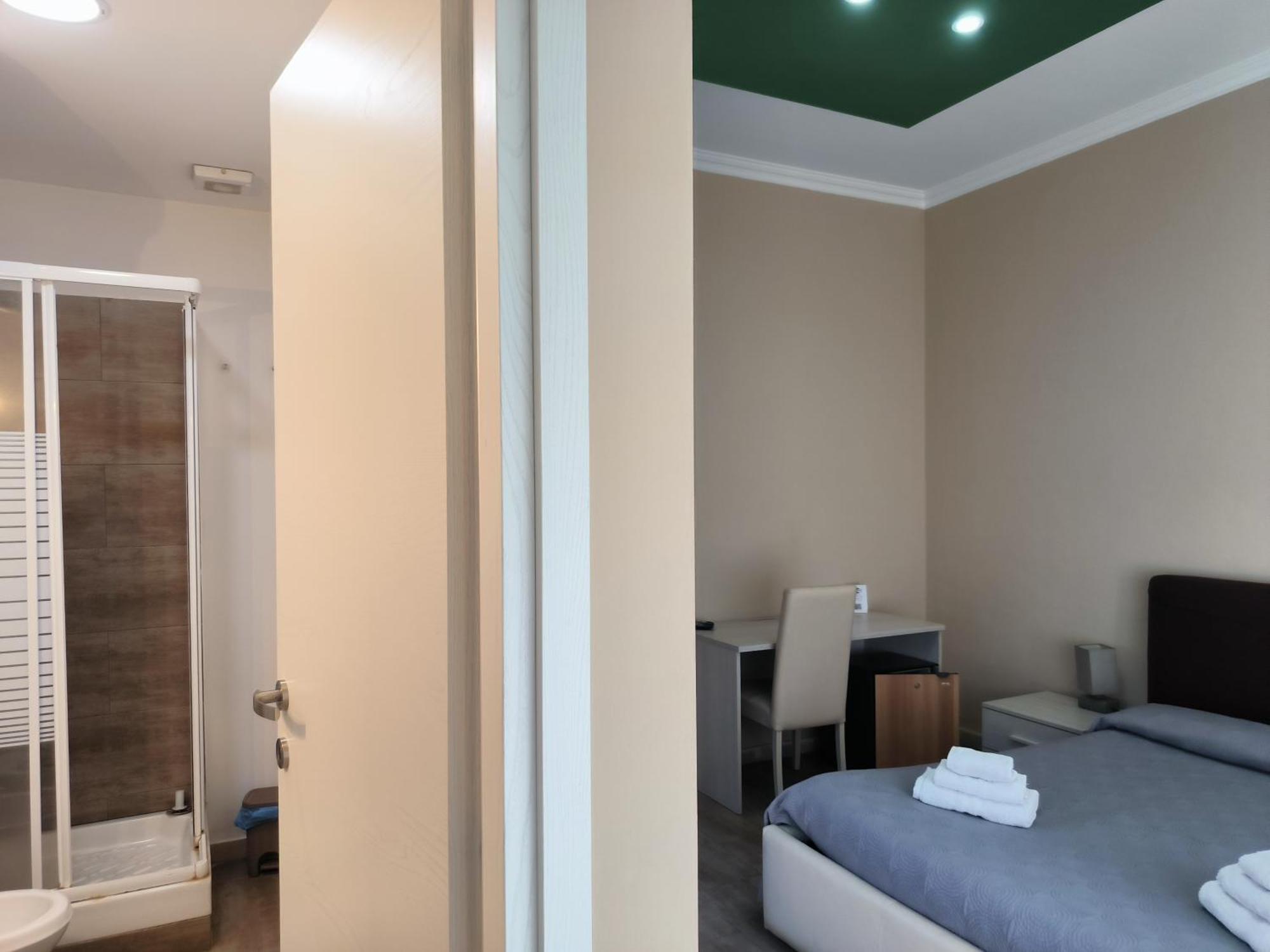 Prestige B&B Catania Bagian luar foto
