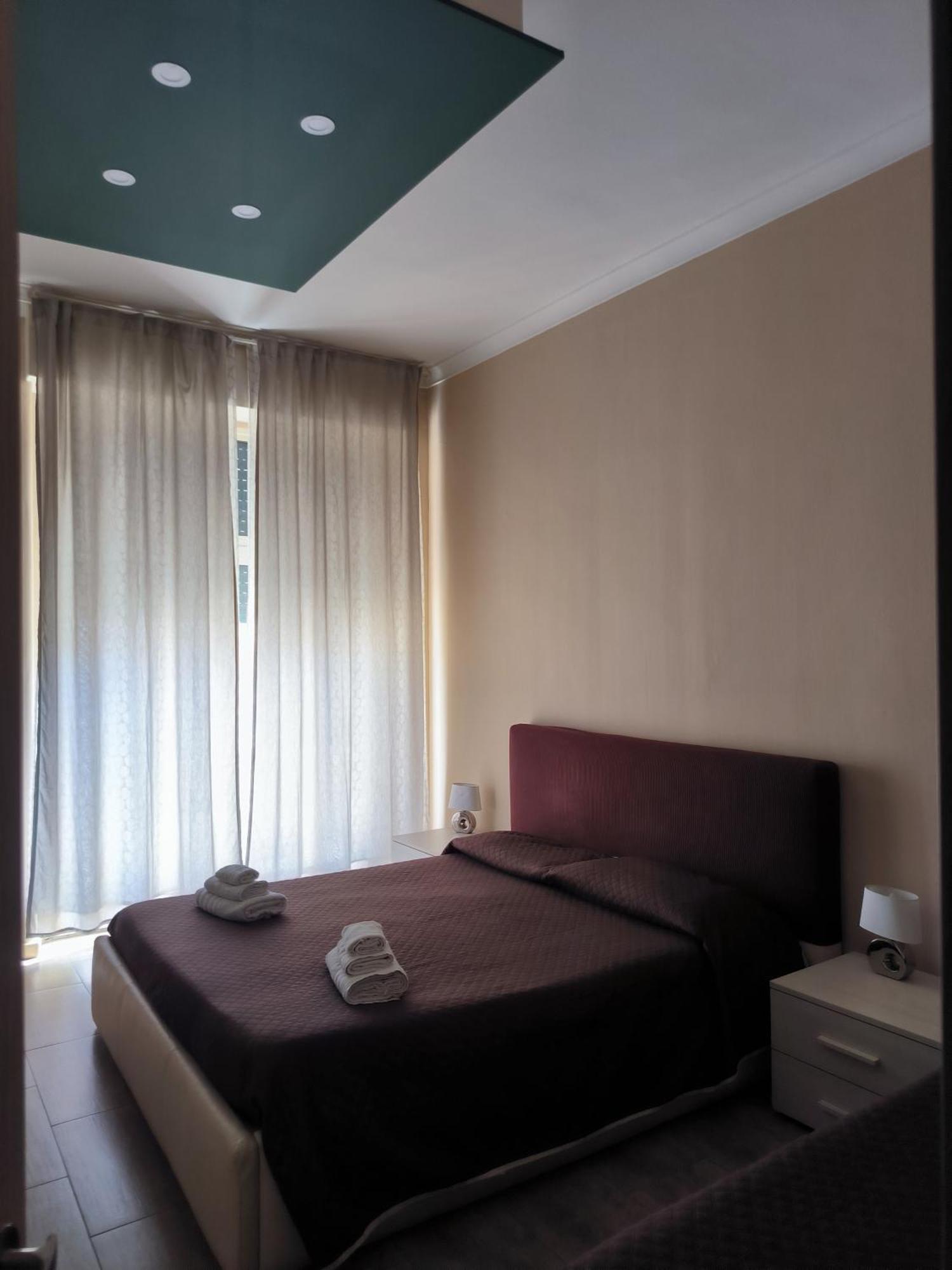 Prestige B&B Catania Bagian luar foto