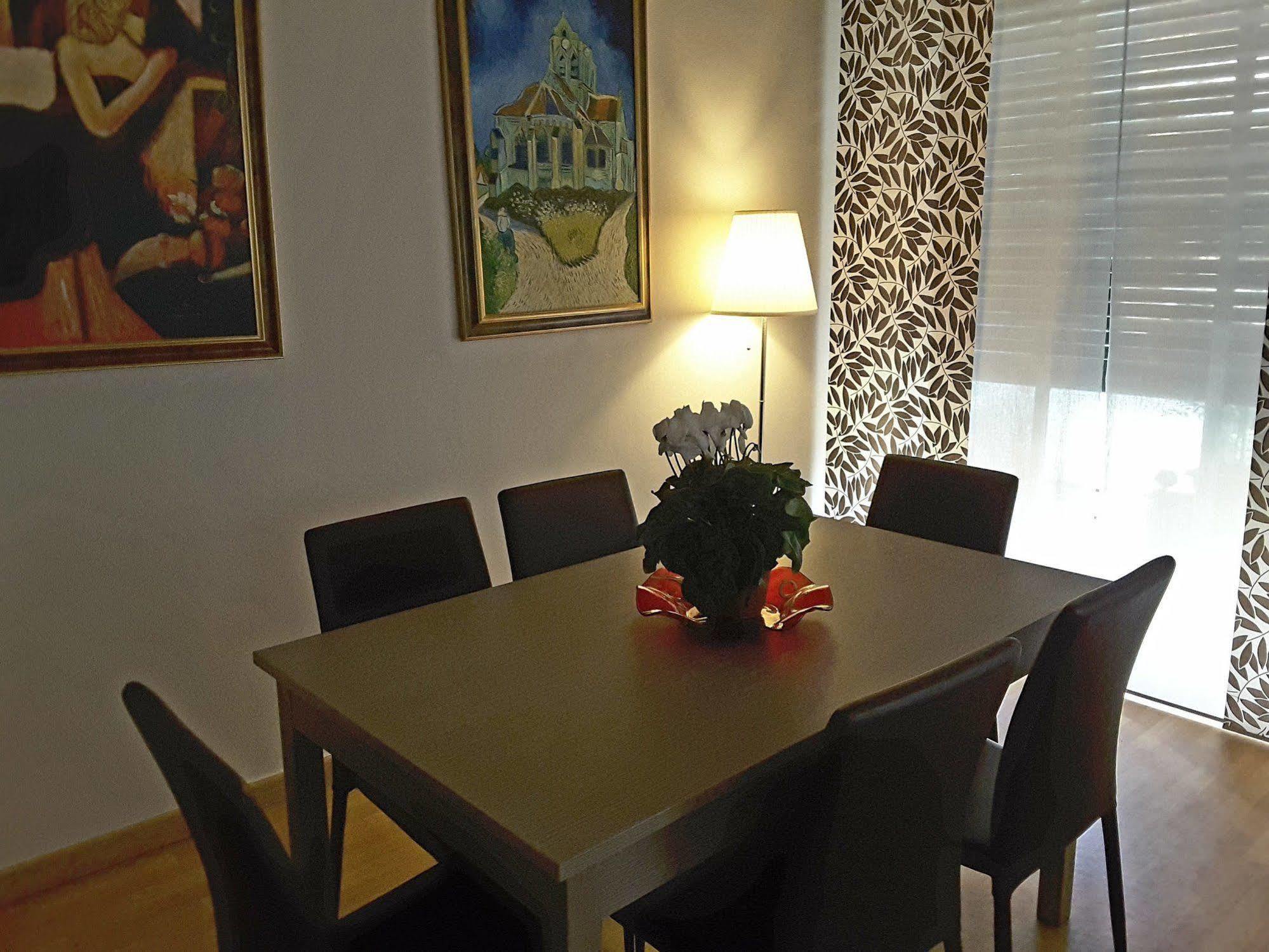 Prestige B&B Catania Bagian luar foto